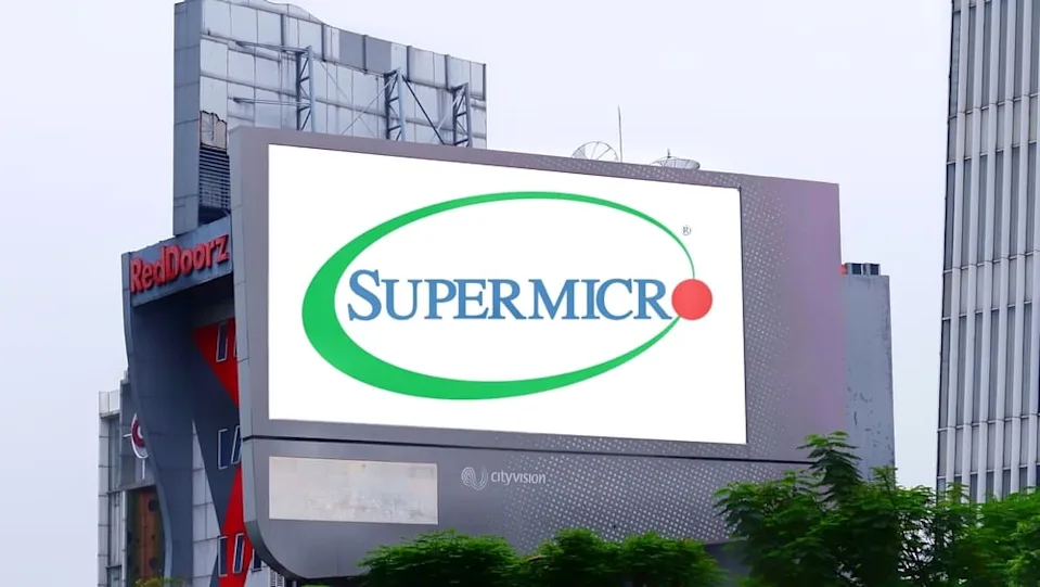Super Micro Computer Stock: Is SMCI Underperforming the Technology Sector?