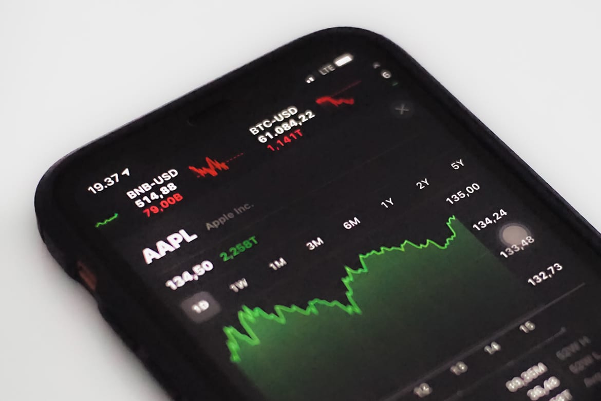 What Are MANTA Stocks and How Are They Taking Over FAANG?