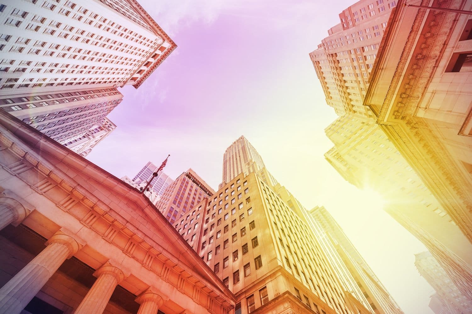 Swift, JPMorgan Among Financial Firms Testing Chainlink Blockchain Infrastructure