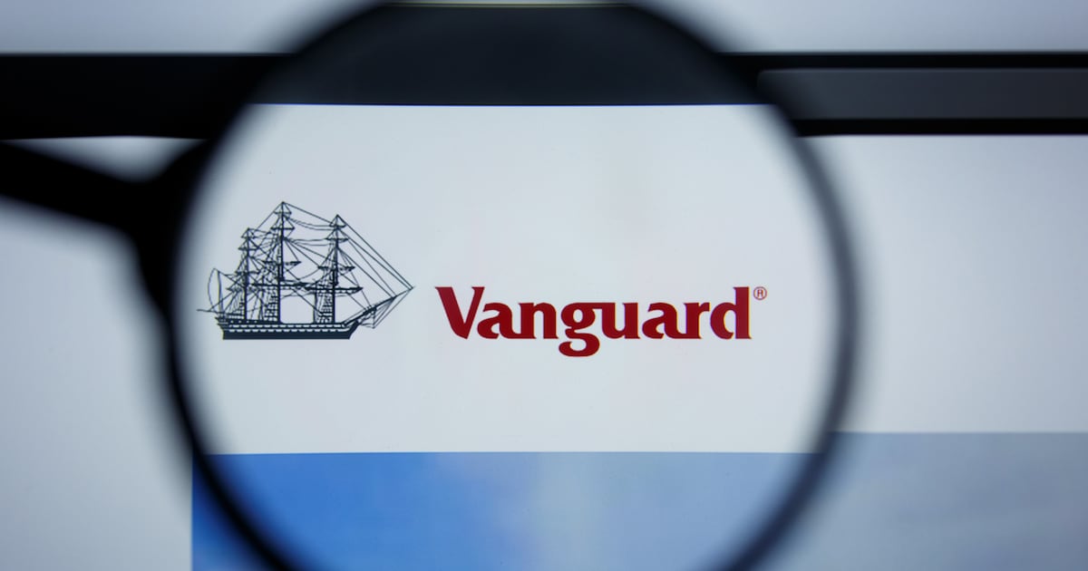 Vanguard’s ETF pivot: Will give clients access to XRP and other crypto funds