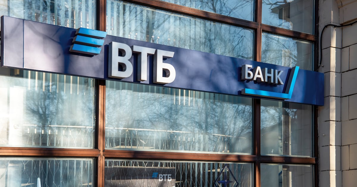 Megabank VTB vies to let clients trade crypto as Russian regulators U-turn on Bitcoin
