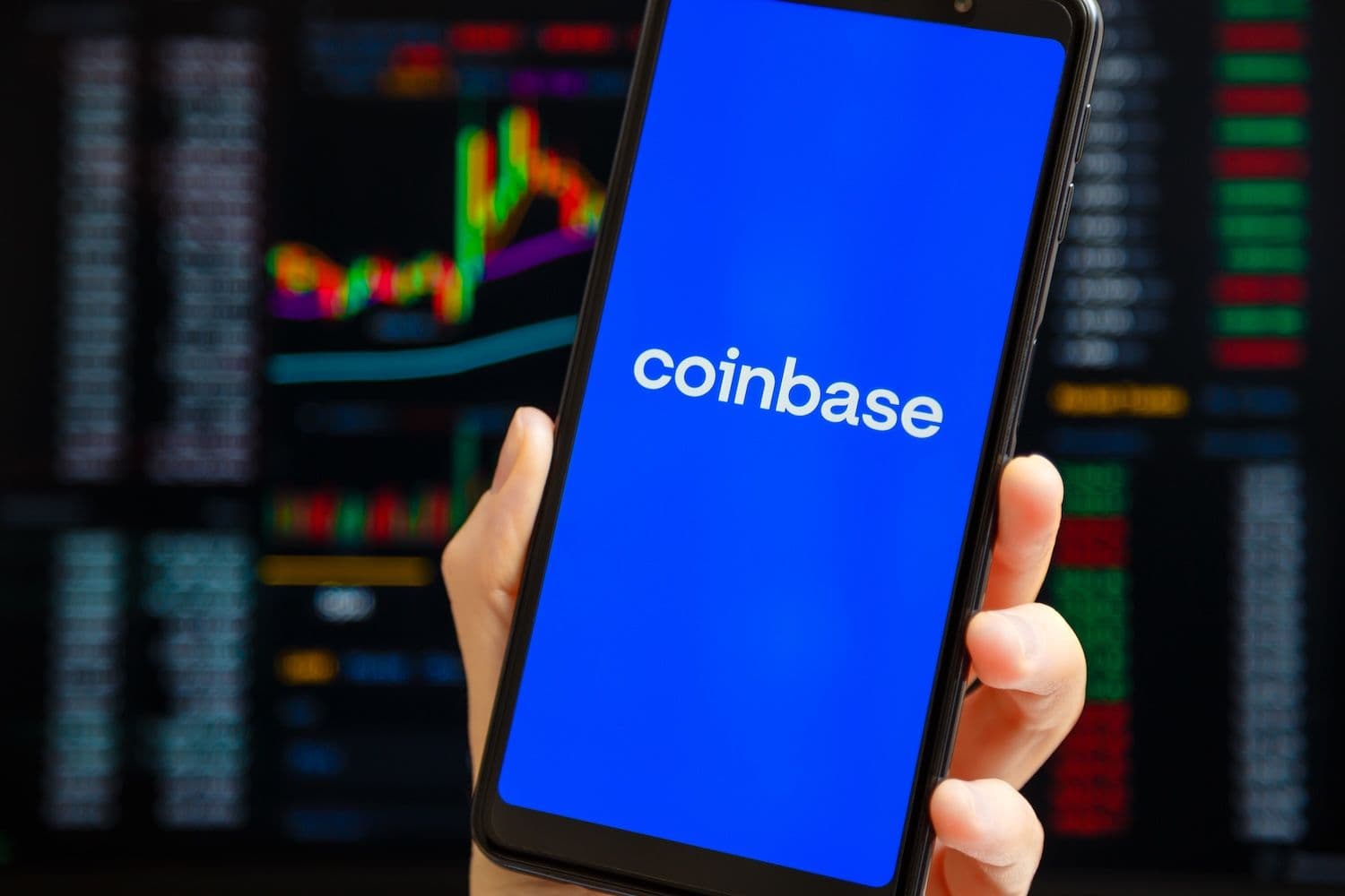 Coinbase Chief Declares 'Golden Age' Following SEC Lawsuit Dismissal