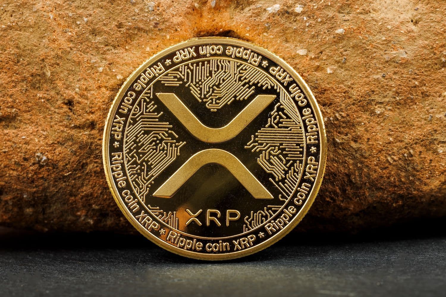 XRP Network Activity Surges Despite Price Weakness Below Key Moving Averages