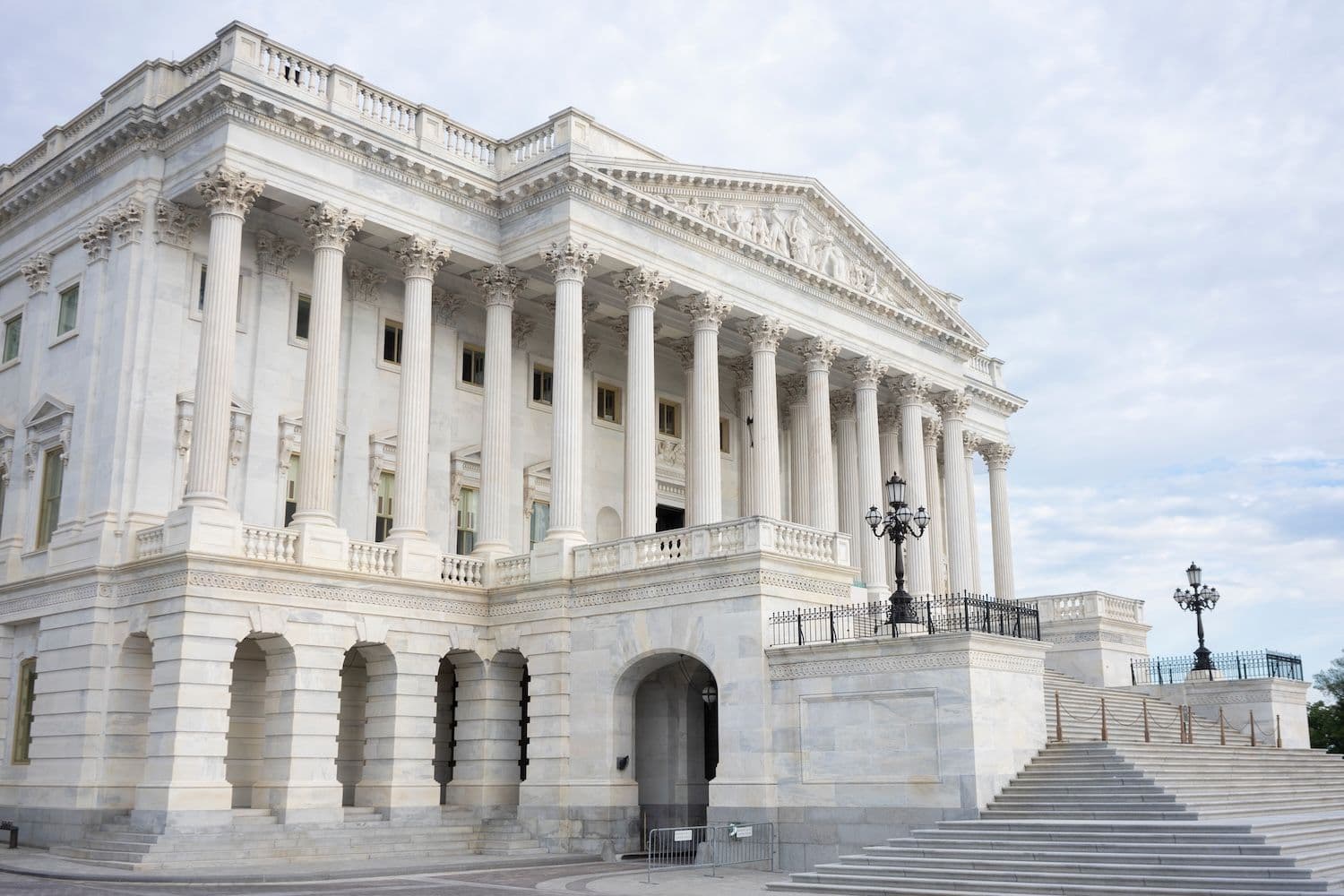 Miller-Horsford Legislative Draft Seeks Capital Gains Exemption For Regulated Stablecoin Transactions Under 0 Miller-Horsford Legislative Draft Seeks Capital Gains Exemption For Regulated Stablecoin Transactions Under 0