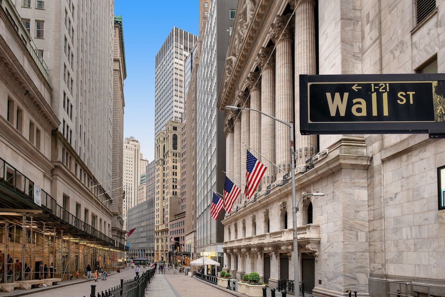 US ETF Market Reaches .4 Trillion Inflow Milestone While Altcoin Products Gain Ground