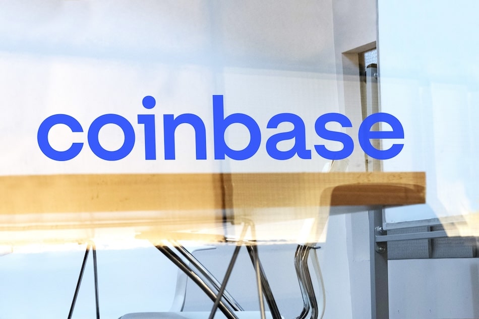 Coinbase CEO Says Bitcoin Helps Dollar’s Reserve Role