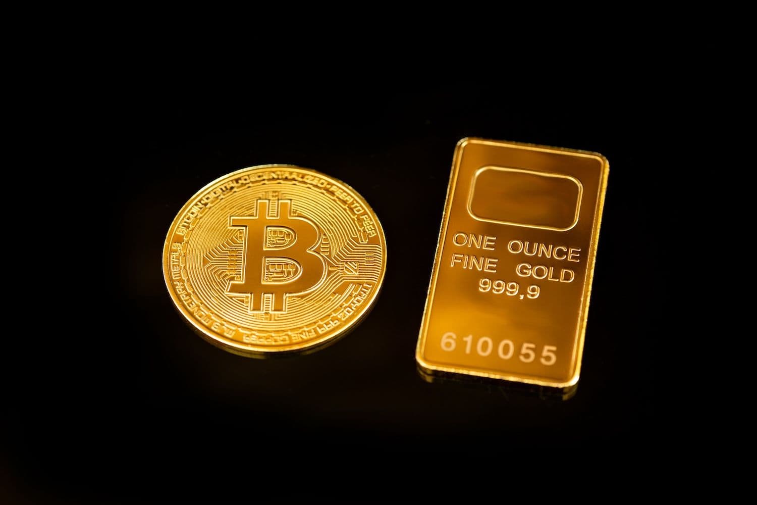 Bitcoin May Narrow 29-Percentage-Point Gap With Gold In 2026 - Santiment