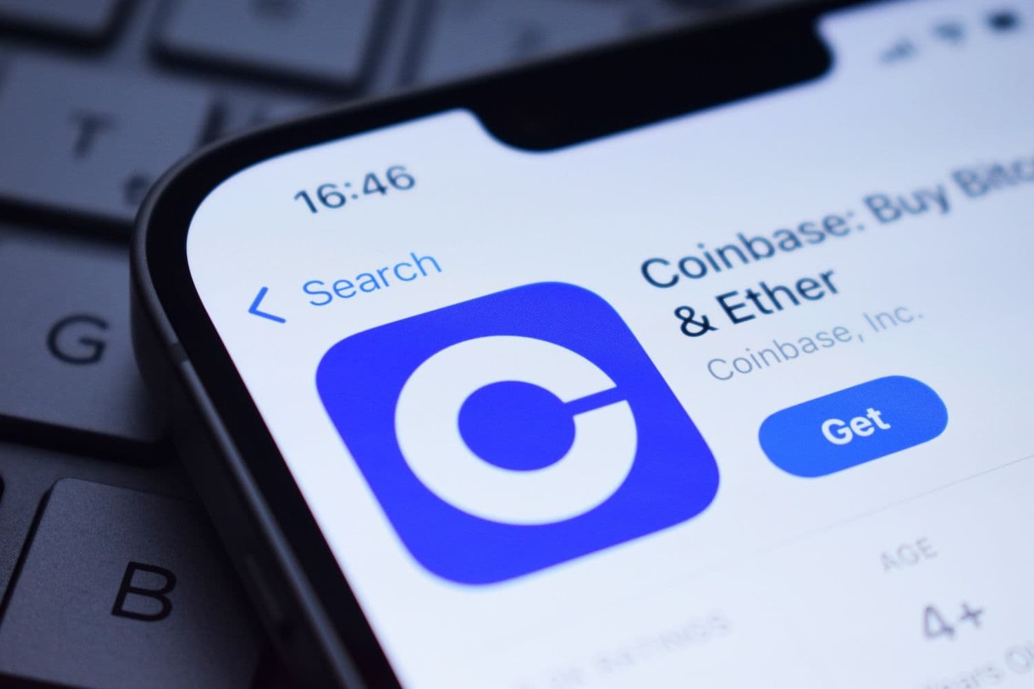 Coinbase Expands Into Stocks, Prediction Markets Despite Customer Support Criticism