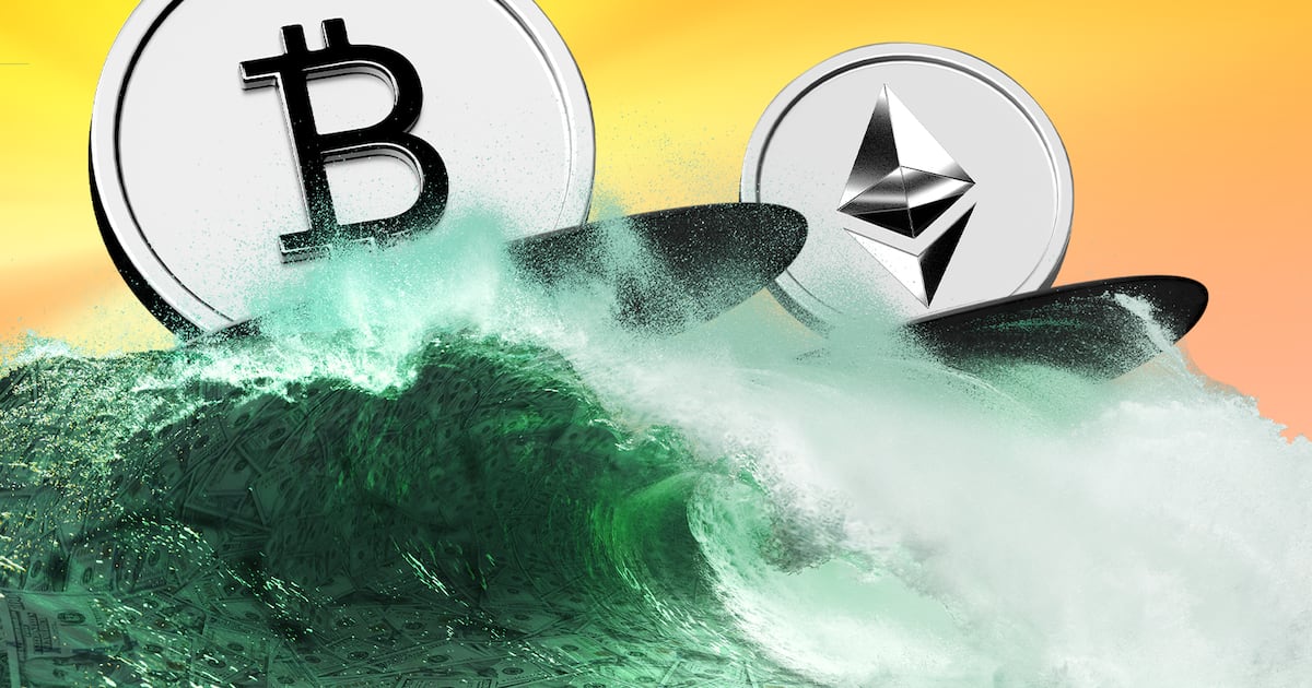 Bitcoin, Ethereum lie flat following negative ETF flows