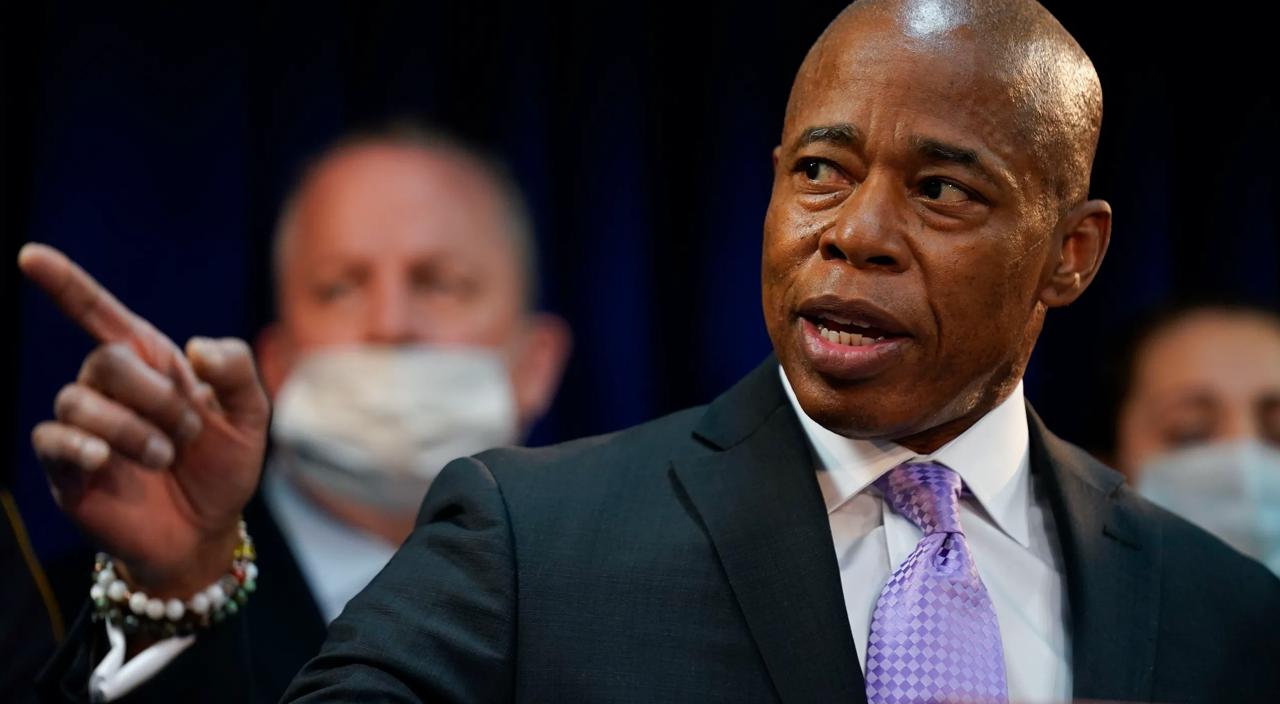 Former New York Mayor–Tied Meme Coin Skyrockets, Then Crashes 80% Former New York Mayor–Tied Meme Coin Skyrockets, Then Crashes 80%