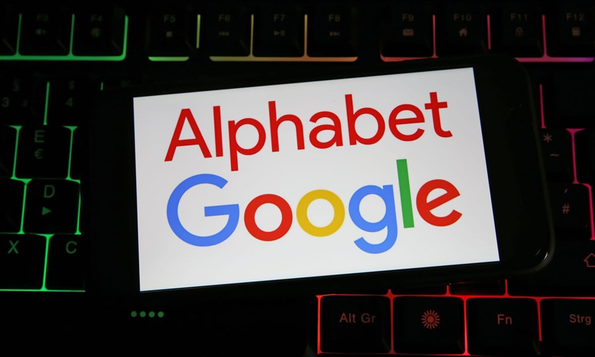 Alphabet Enters  Trillion Club as AI Bet Pays Off