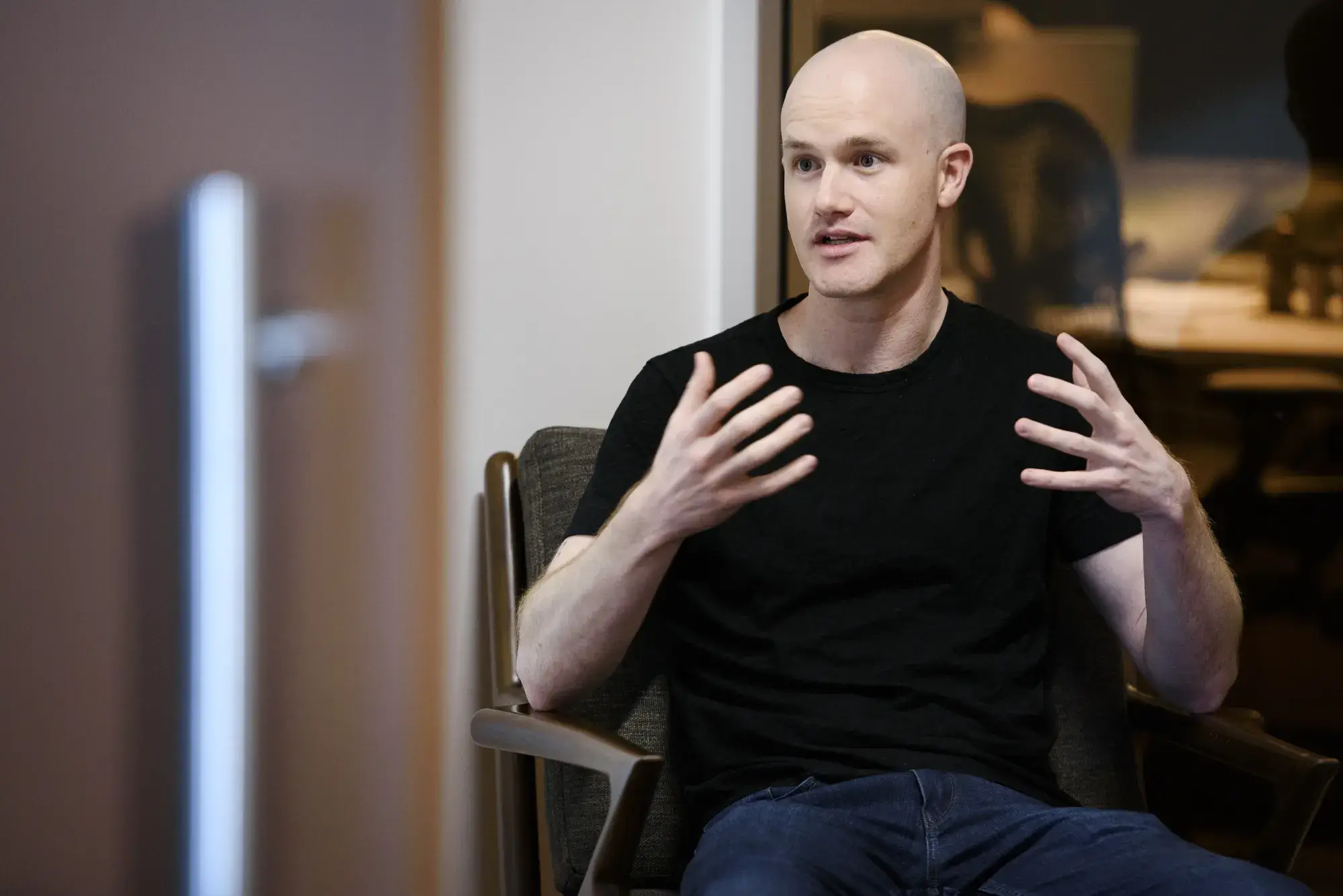 Crypto Regulation Talks Continue as Coinbase CEO Dismisses Pullback Rumors Crypto Regulation Talks Continue as Coinbase CEO Dismisses Pullback Rumors