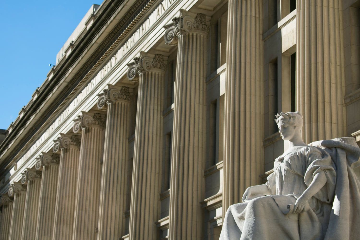 Bannon And Epshteyn Face Fraud Allegations Over Defunct 'Patriot Pay' Crypto Bannon And Epshteyn Face Fraud Allegations Over Defunct 'Patriot Pay' Crypto