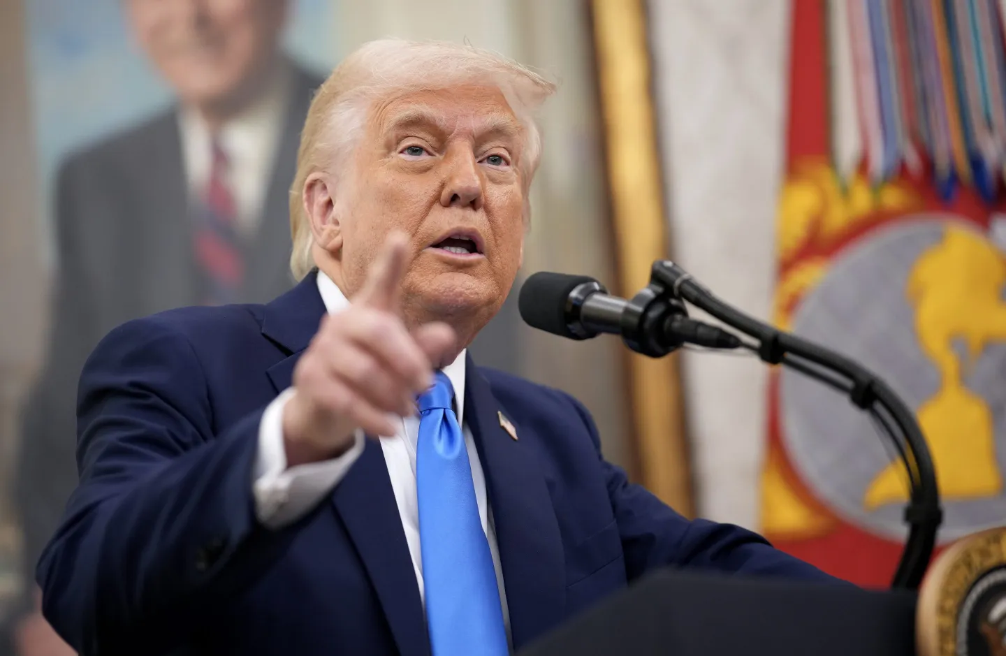 U.S. Senators Demand Security Review of UAE-Backed Crypto Deal Tied to Trump