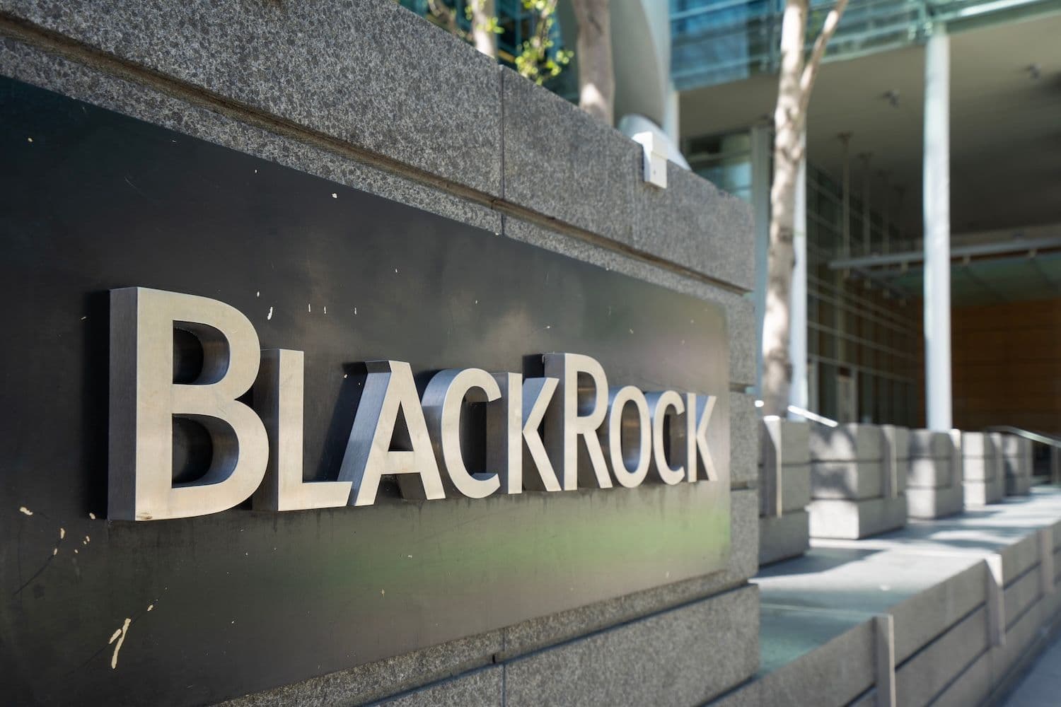 BlackRock Is Building An ETH Staking ETF While Equity Treasury Plays Burn - Here's The Divide