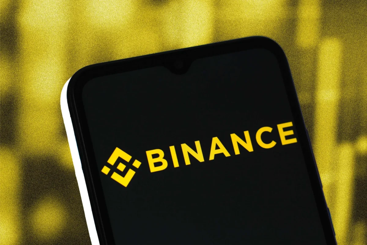 Binance Reserves Slide as Crypto Market Capitulates in Early 2026