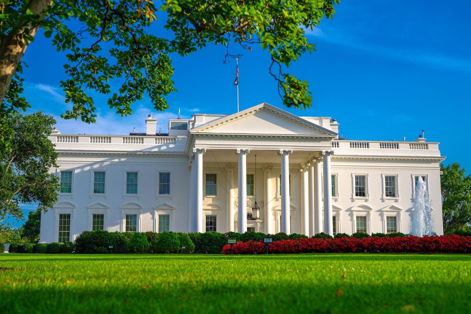 White House Clears Rule Allowing Crypto In 401(k)s