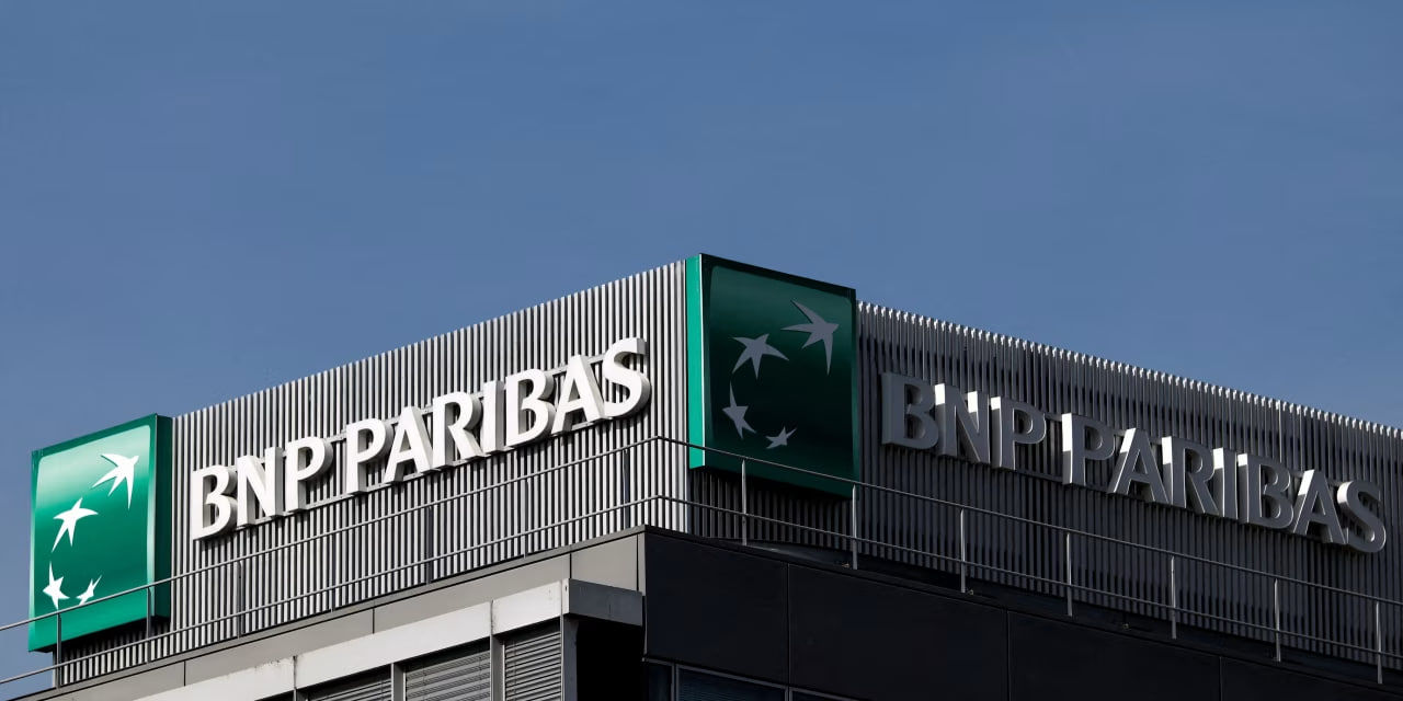 BNP Paribas Bets on Crypto: ETNs, Tokenized Funds, and a Euro Stablecoin Signal a Strategic Pivot