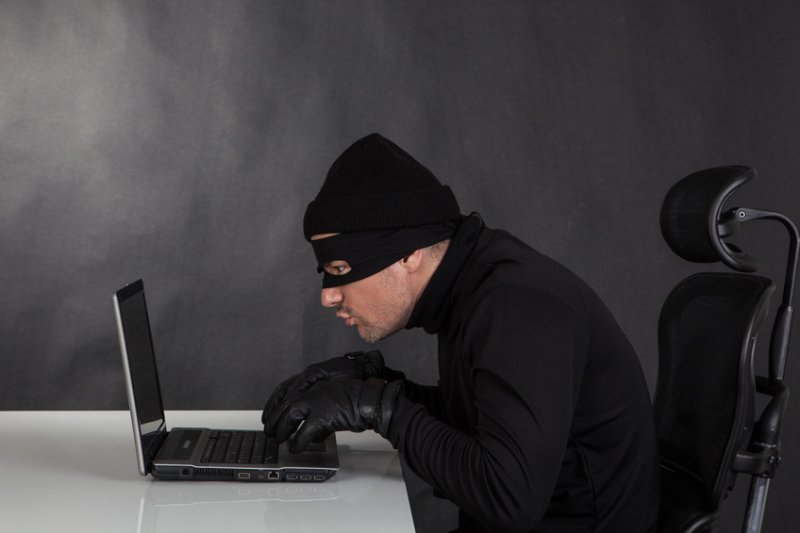 Polkadot Bridge Hacked: 1 Billion DOT Minted and Dumped