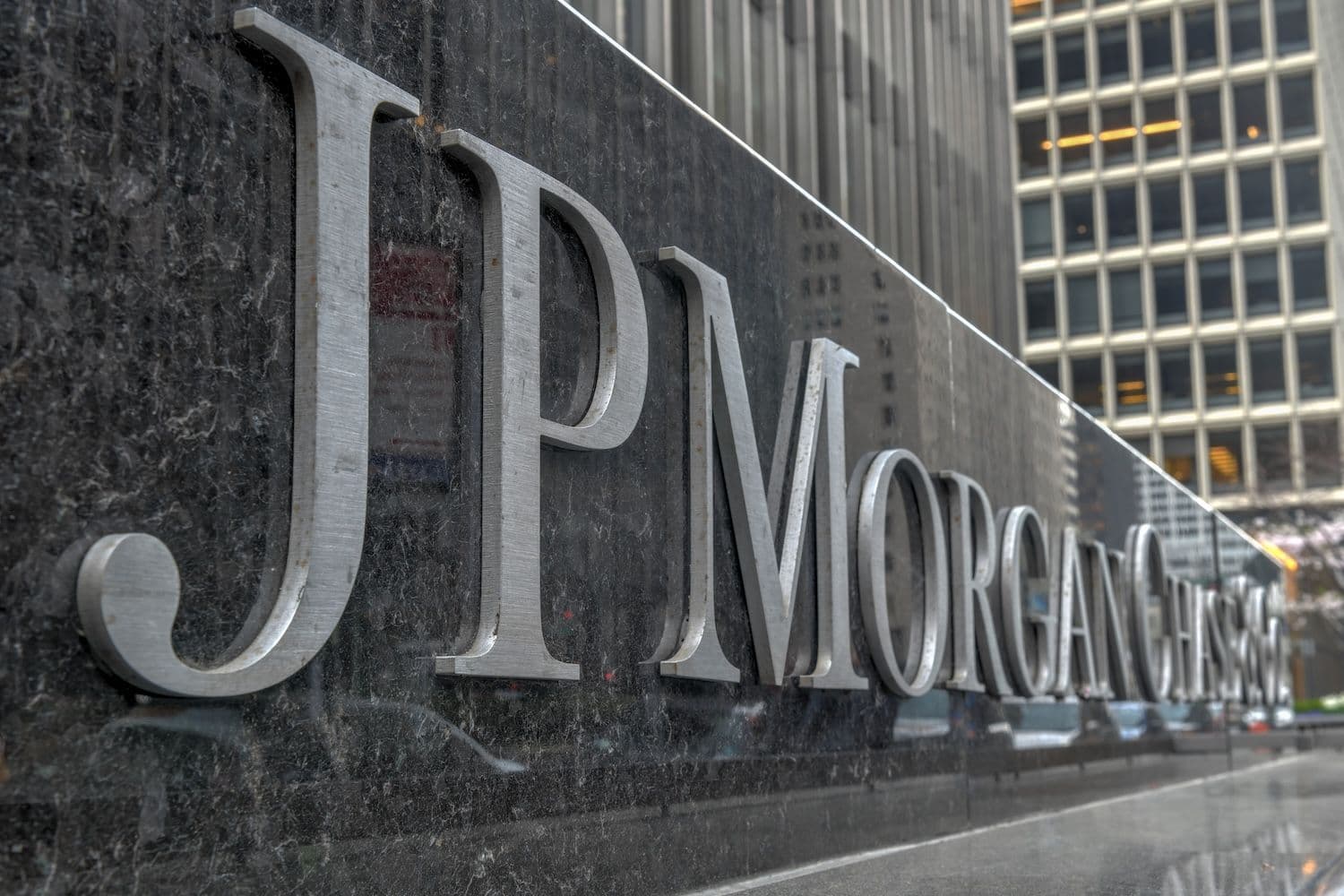 JPMorgan Predicts "Puke Everything" Sell-Off If Diplomacy Fails In Middle East
