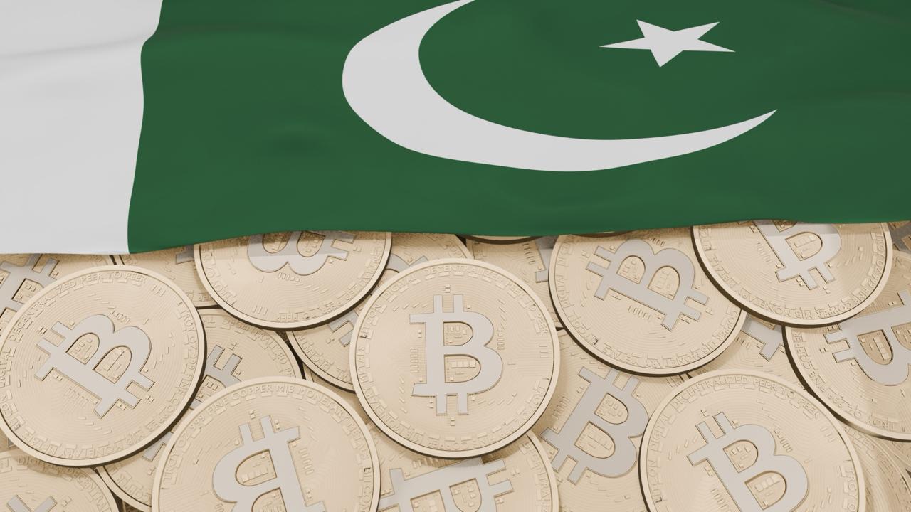 Pakistan Ends Its Eight-Year Crypto Banking Ban on $25 Billion Market