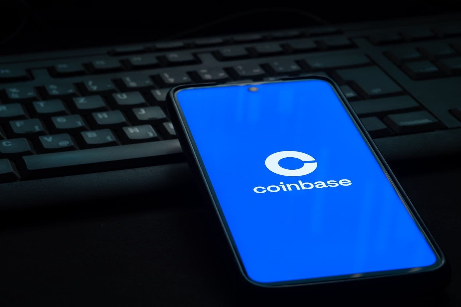 Coinbase Launches Agentic.Market, Letting AI Agents Buy Bloomberg And AWS Data Without API Keys