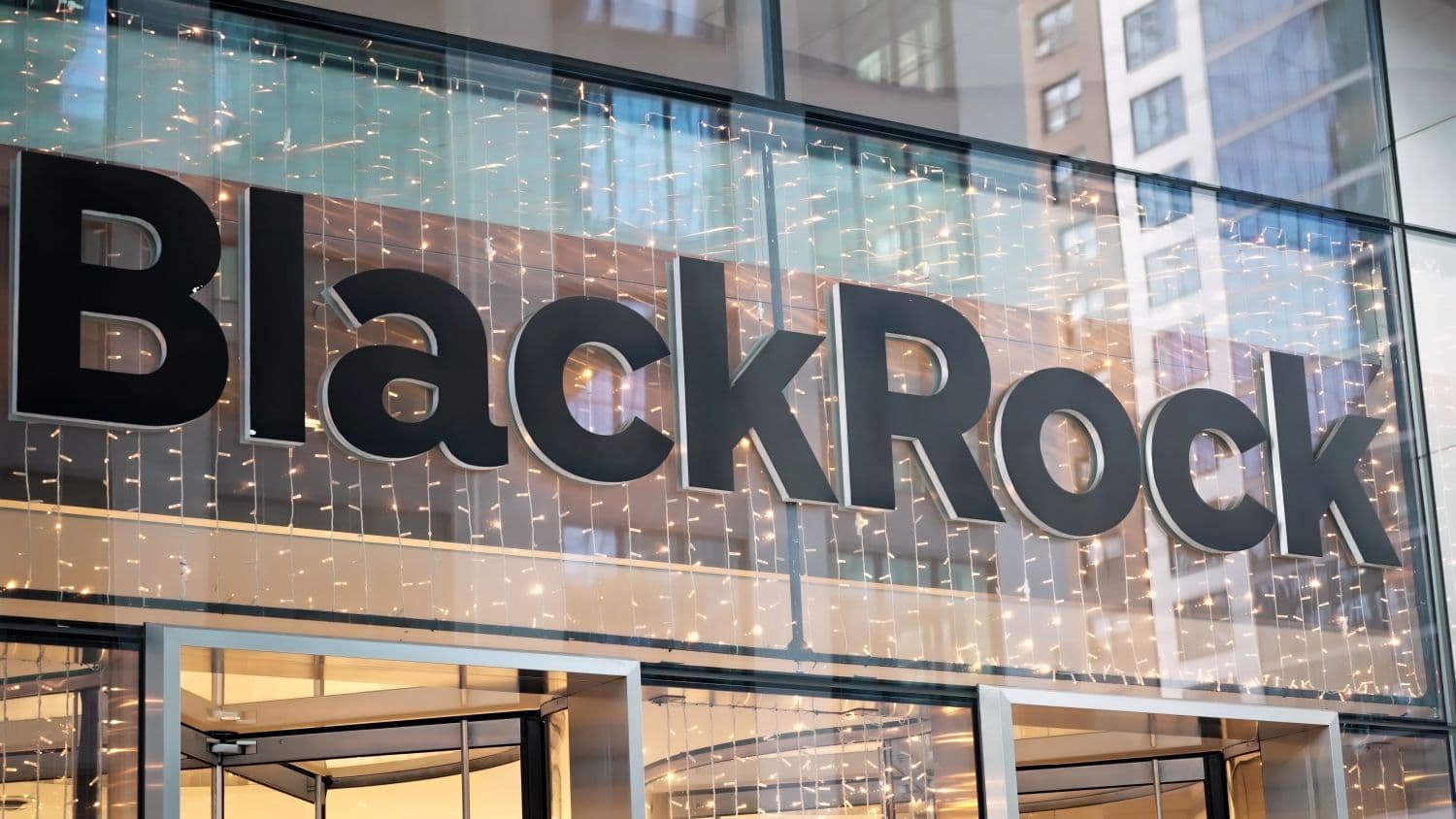 BlackRock, Mastercard Tap XRP Ledger To Settle Real Card Payments