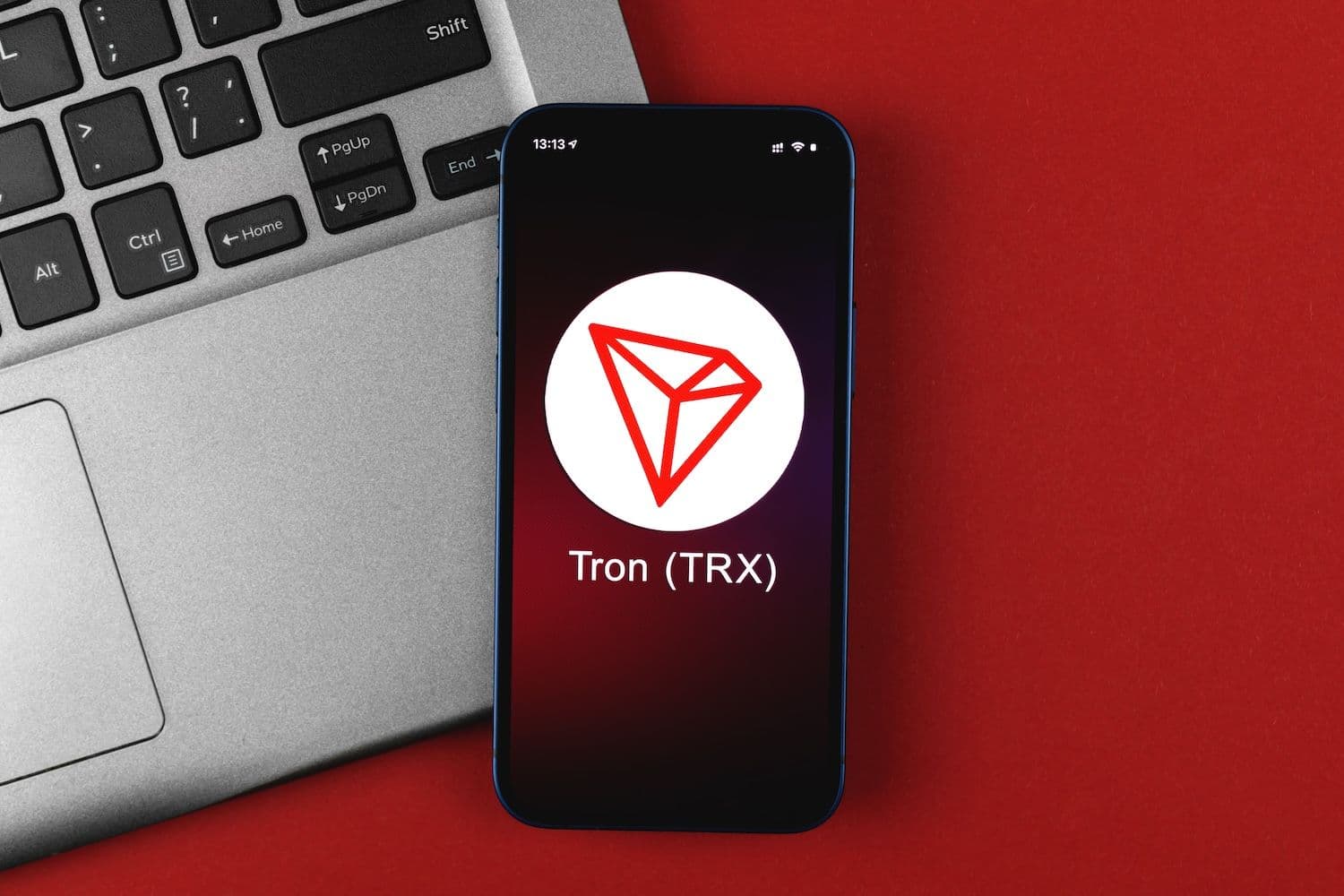 TRON Connects B USDT Network To LI.FI In Cross-Chain DeFi Push