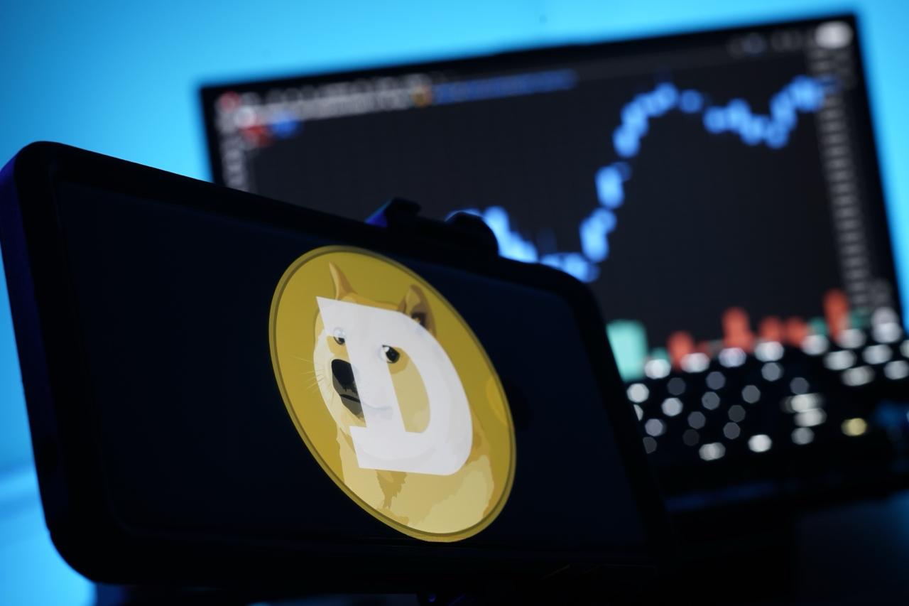 DOGE Gained 15% in April While Its Whales Hit a Record High