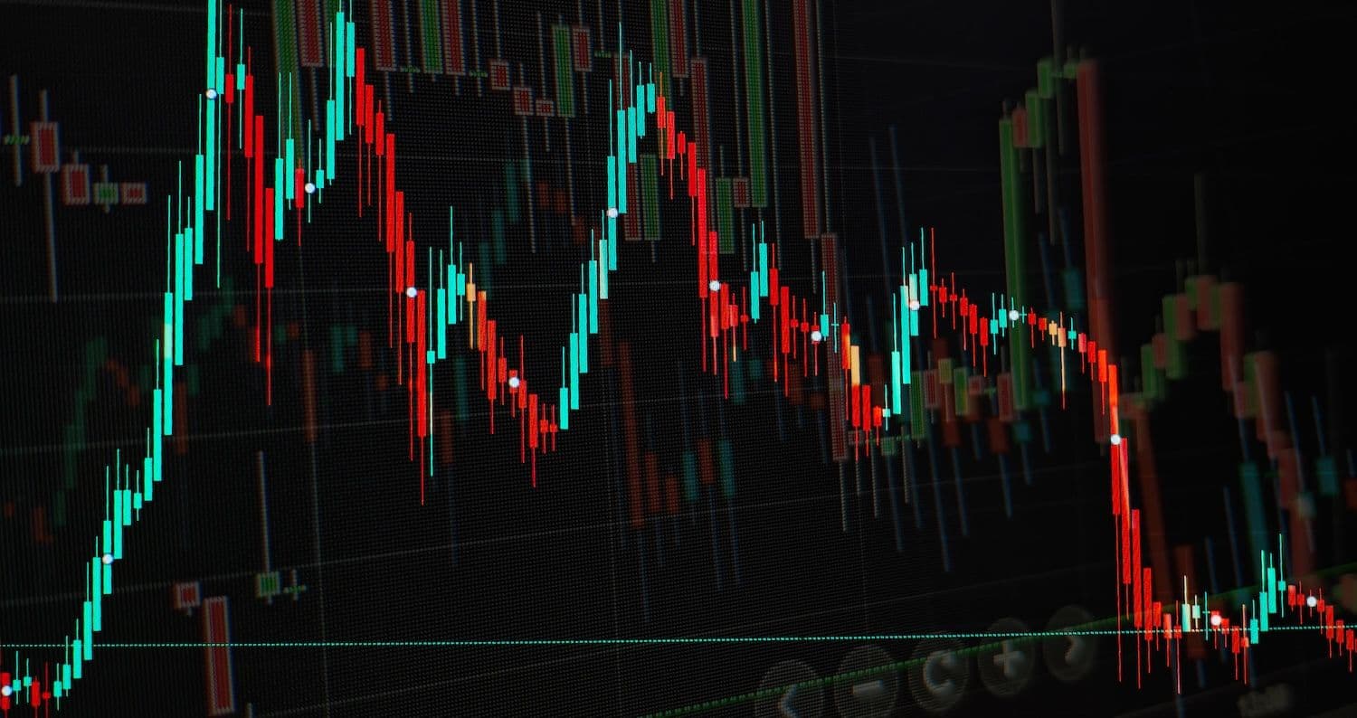 WOJAK Down 9.6% While PENGU Holds: What The Meme Token Divergence Says About The Market
