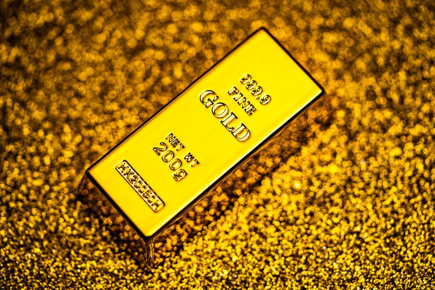 Which Exchange Lets You Trade Gold And Crypto Together? Top 5 Picks For 2026