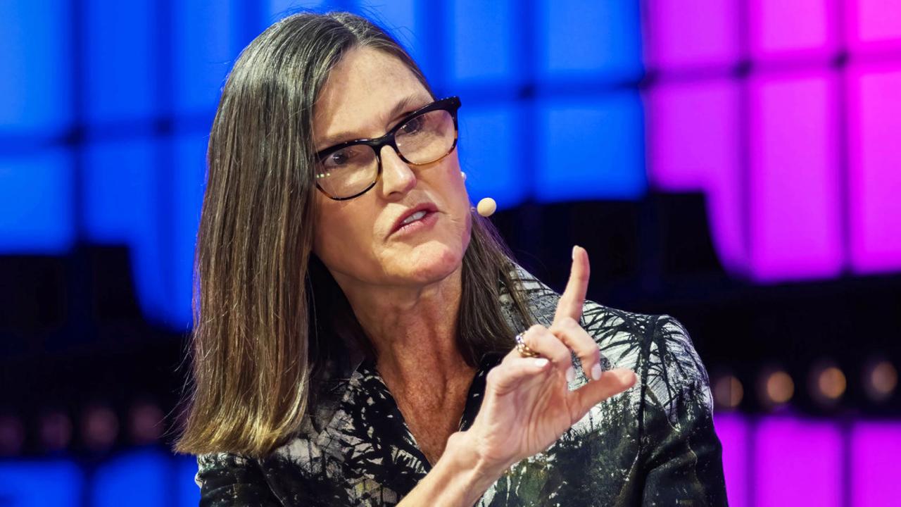 Cathie Wood: Bitcoin Has Bottomed and the Four-Year Cycle Is Fading Cathie Wood: Bitcoin Has Bottomed and the Four-Year Cycle Is Fading
